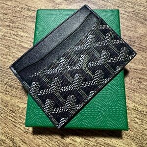 Goyard Black Chevron Card Holder with chevron pattern